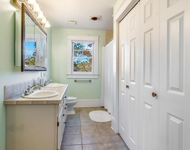 255 Pikes Point - Photo Thumbnail 24