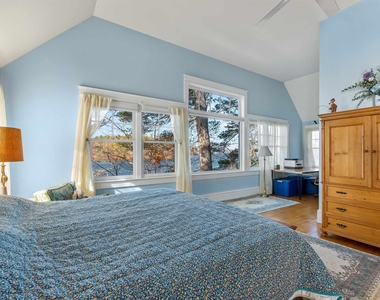 255 Pikes Point - Photo Thumbnail 14