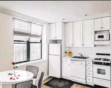 238 East 36th Street - Photo Thumbnail 1