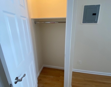 60 West 56th Street - Photo Thumbnail 6