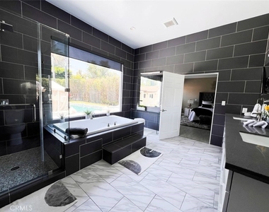 5835 Topeka Drive - Photo Thumbnail 15