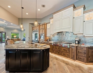 81815 Mountain View Lane - Photo Thumbnail 5