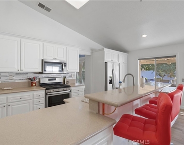 44185 Camino Lavanda - Photo Thumbnail 12