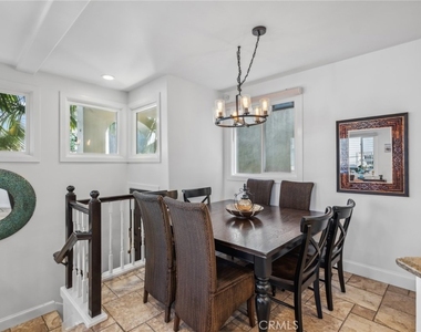 410.5 Goldenrod Avenue - Photo Thumbnail 7