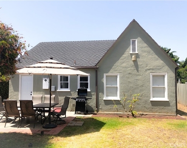 428 S Ditmar Street - Photo Thumbnail 17