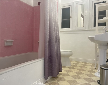 428 S Ditmar Street - Photo Thumbnail 10