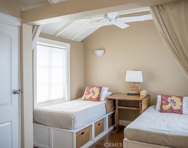 1086 Glenneyre Street - Photo Thumbnail 31