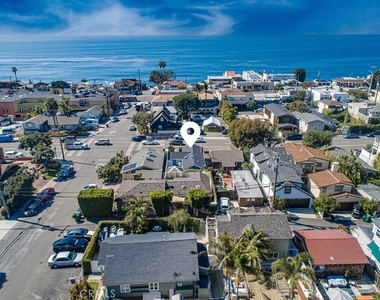 1086 Glenneyre Street - Photo Thumbnail 42