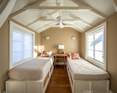 1086 Glenneyre Street - Photo Thumbnail 30
