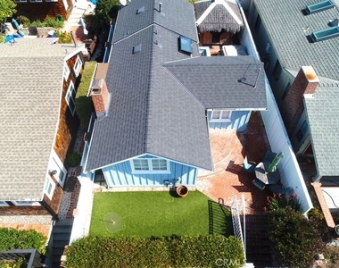 1086 Glenneyre Street - Photo Thumbnail 2