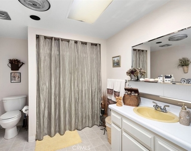 74 Calle Aragon - Photo Thumbnail 20