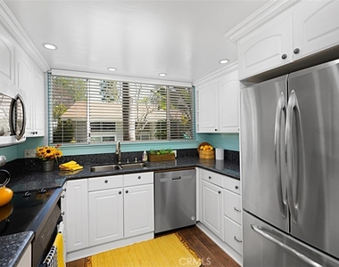480 Calle Cadiz - Photo Thumbnail 15