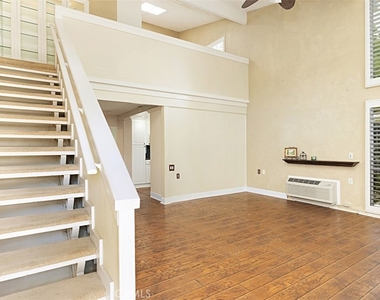 480 Calle Cadiz - Photo Thumbnail 5