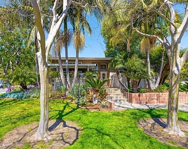 480 Calle Cadiz - Photo Thumbnail 2