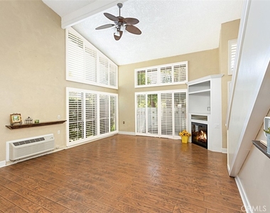 480 Calle Cadiz - Photo Thumbnail 7
