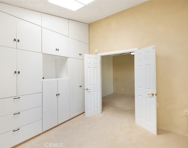 480 Calle Cadiz - Photo Thumbnail 22
