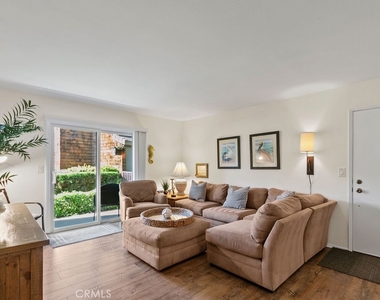 33852 Del Obispo Street - Photo Thumbnail 15