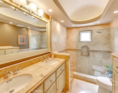 231 Avenida Princesa - Photo Thumbnail 28
