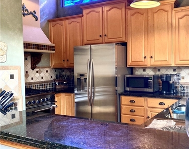 231 Avenida Princesa - Photo Thumbnail 26