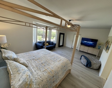 35330 Rosemont Drive - Photo Thumbnail 9