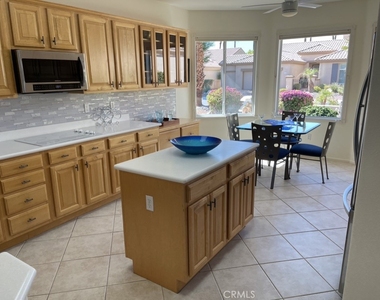 35330 Rosemont Drive - Photo Thumbnail 5
