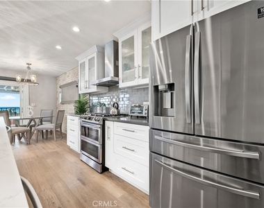 25872 Vista Drive W - Photo Thumbnail 20