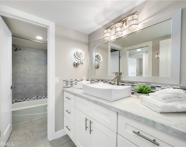 25872 Vista Drive W - Photo Thumbnail 46