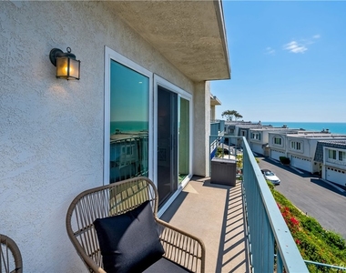 25872 Vista Drive W - Photo Thumbnail 37