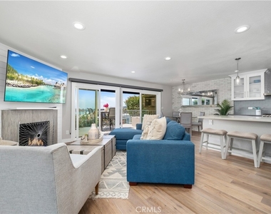 25872 Vista Drive W - Photo Thumbnail 5