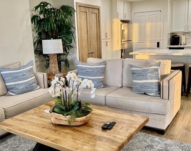 1562 Camino Del Mar - Photo Thumbnail 5