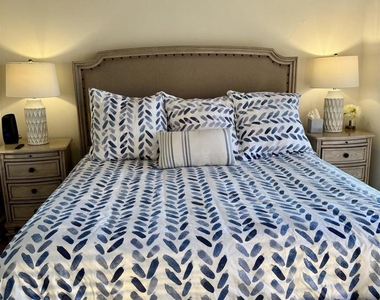 1562 Camino Del Mar - Photo Thumbnail 22