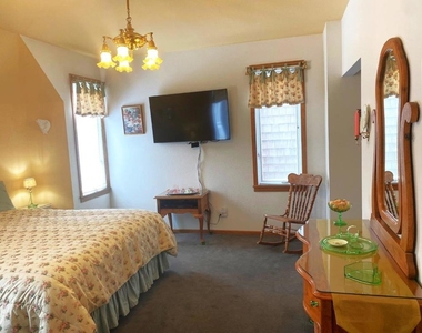 122 2nd Avenue - Photo Thumbnail 26