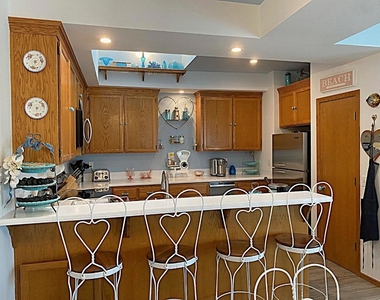 122 2nd Avenue - Photo Thumbnail 16