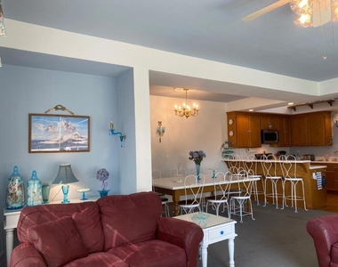 122 2nd Avenue - Photo Thumbnail 14