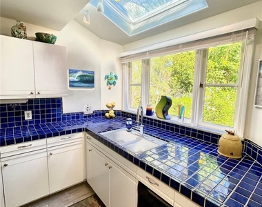 1165 Catalina - Photo Thumbnail 11