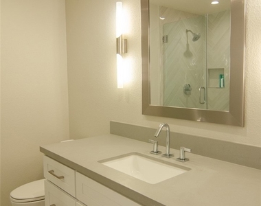 34300 Lantern Bay Drive - Photo Thumbnail 17