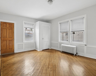 959 East 13th Street - Photo Thumbnail 2