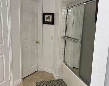 76913 Morocco Road - Photo Thumbnail 42