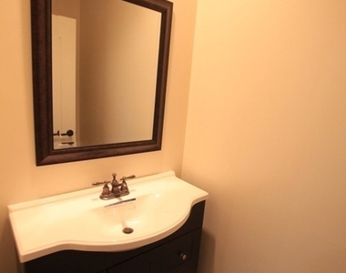 10765 Wilkins Avenue - Photo Thumbnail 4