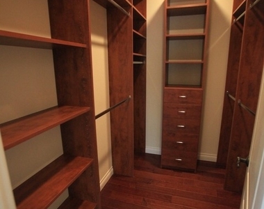 10765 Wilkins Avenue - Photo Thumbnail 8