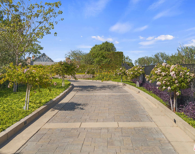 11875 Pradera Road - Photo Thumbnail 8