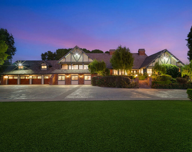 11875 Pradera Road - Photo Thumbnail 5