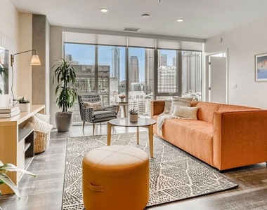 732 S Spring Street - Photo Thumbnail 9