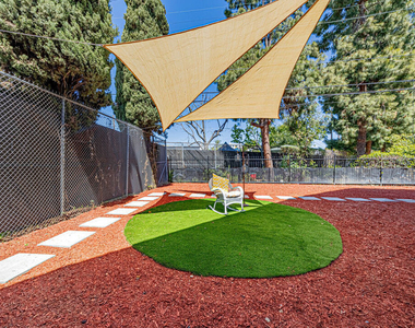 5633 La Mirada Avenue - Photo Thumbnail 7