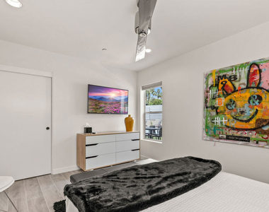 1052 Audrey Drive - Photo Thumbnail 17