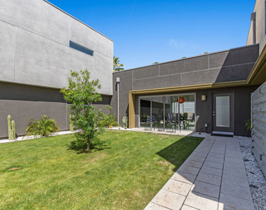 1052 Audrey Drive - Photo Thumbnail 2