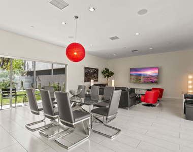 1052 Audrey Drive - Photo Thumbnail 4