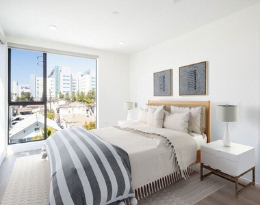 1126 N Cornwell Street - Photo Thumbnail 10