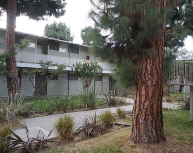 11133 Rose Avenue - Photo Thumbnail 1
