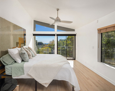 6319 Heather Drive - Photo Thumbnail 4